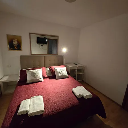 Guest Accomodation Zura * Skradin