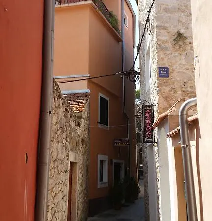 Guest Zura Скрадин