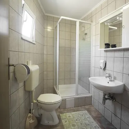 Apartment Guest Accomodation Zura Skradin
